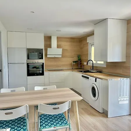 Lomas Vistas Al Mar * ベニドルム